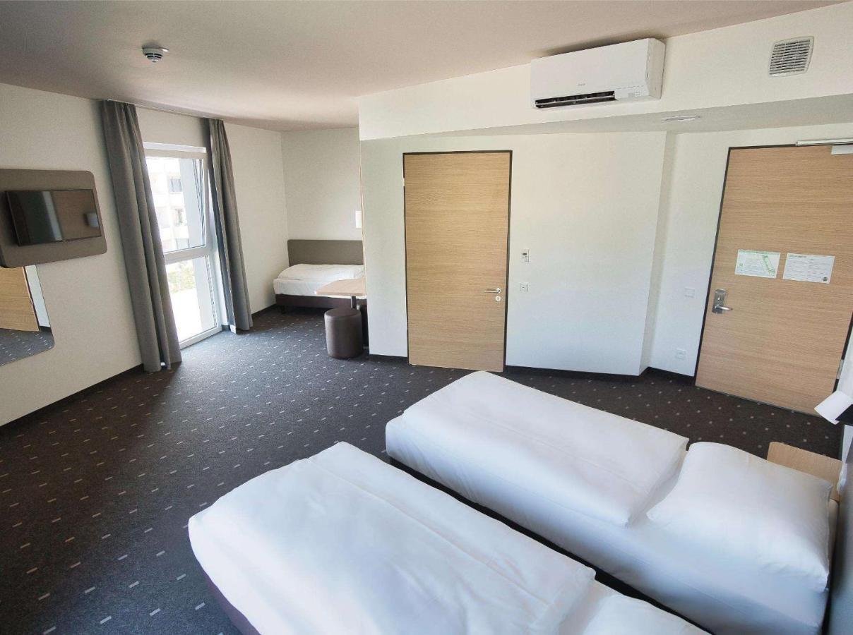 B&B Hotel Koeln-City Bagian luar foto