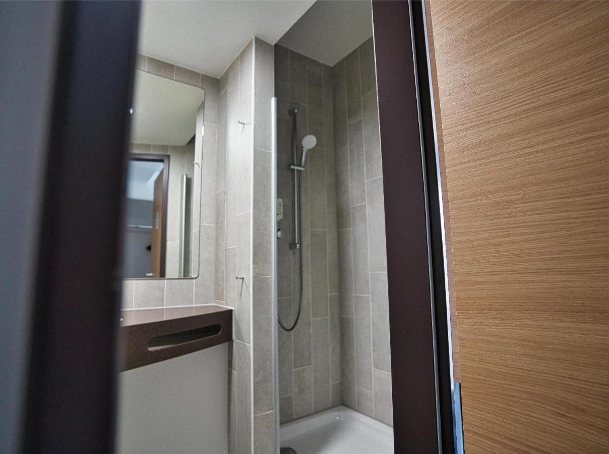 B&B Hotel Koeln-City Bagian luar foto