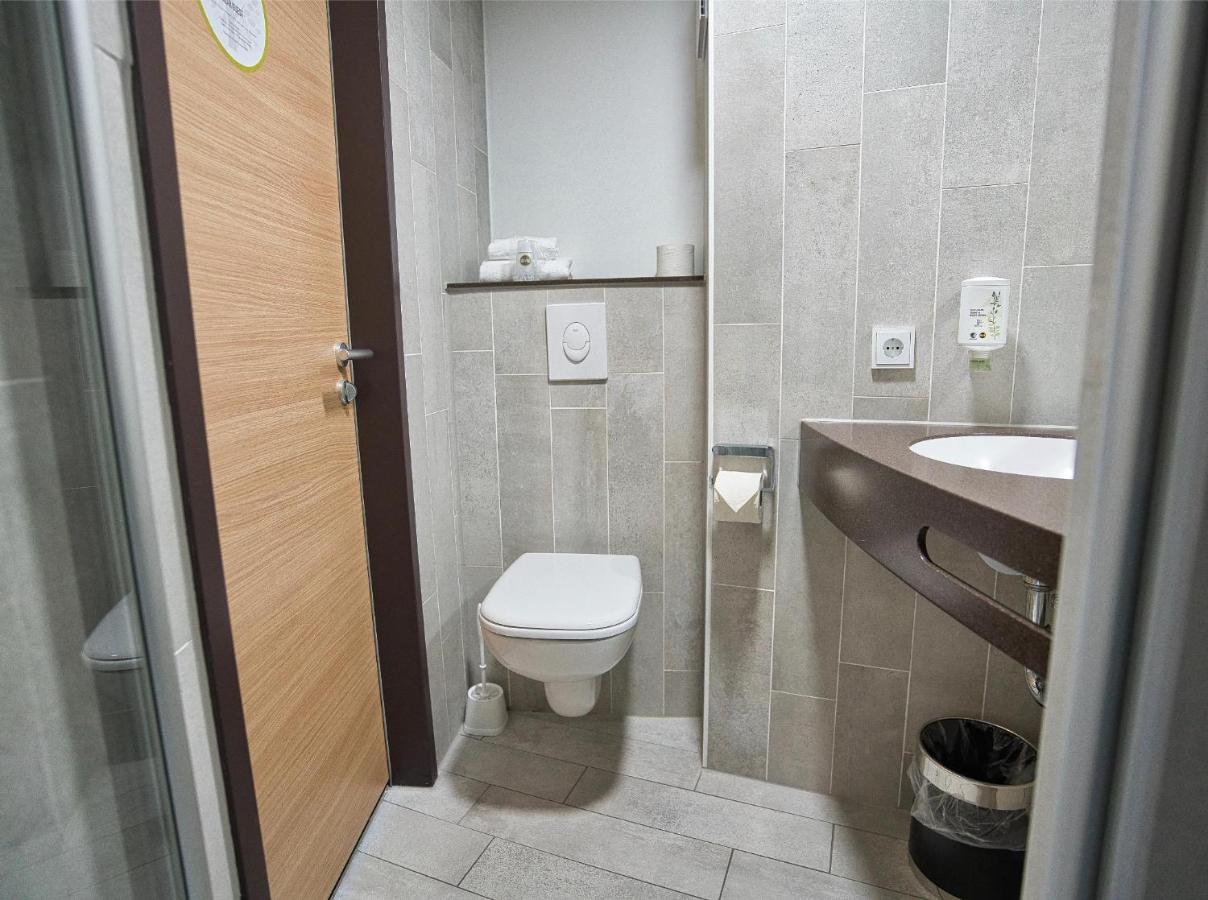 B&B Hotel Koeln-City Bagian luar foto