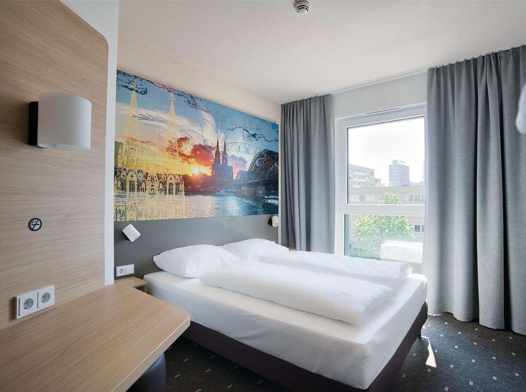 B&B Hotel Koeln-City Ruang foto